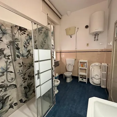 Gare 2 Отель типа 